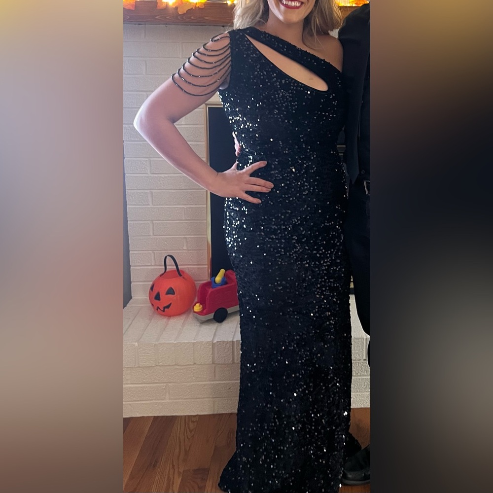 Elegant Black Sequin Evening Gown